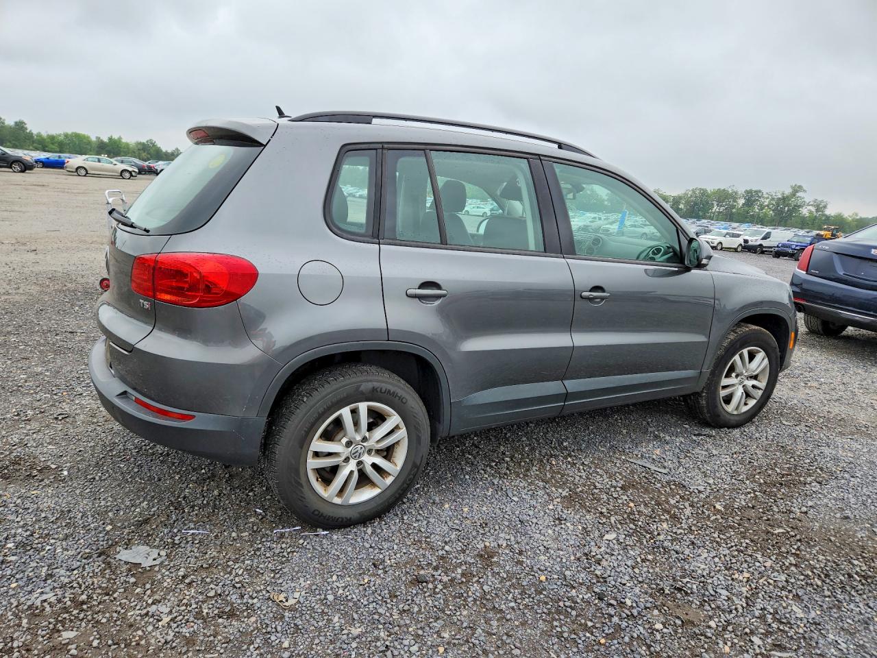 2016 VOLKSWAGEN TIGUAN