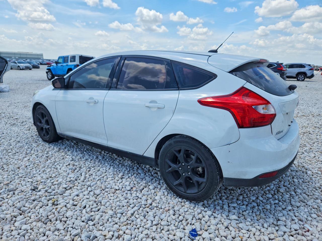 2014 FORD FOCUS