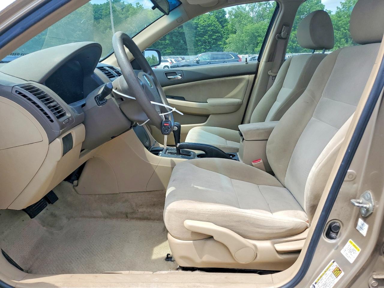 2005 HONDA ACCORD LX