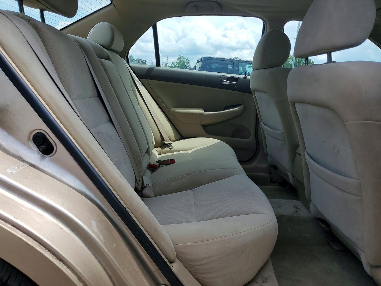 2005 HONDA ACCORD LX
