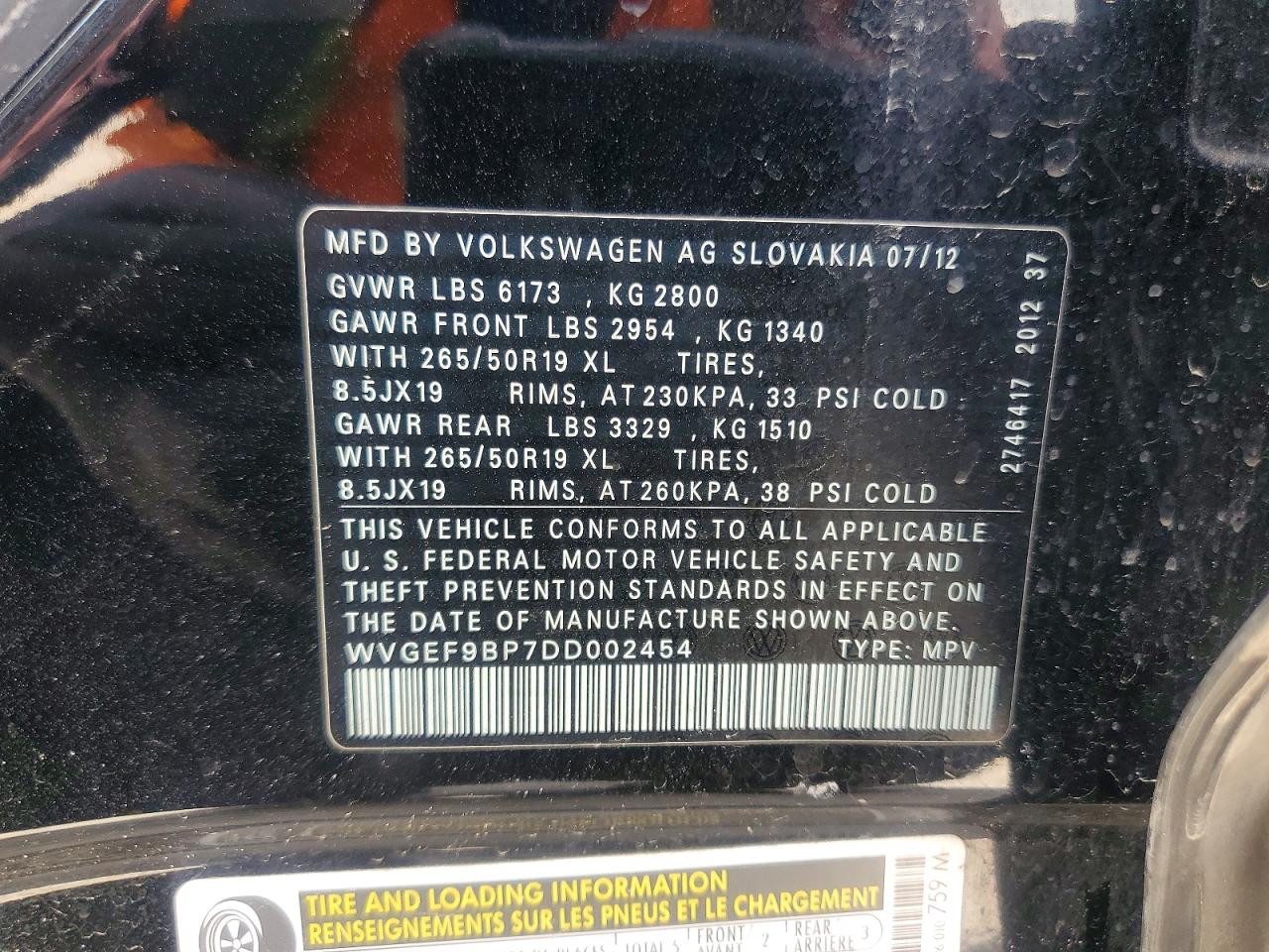 2013 VOLKSWAGEN TOUAREG