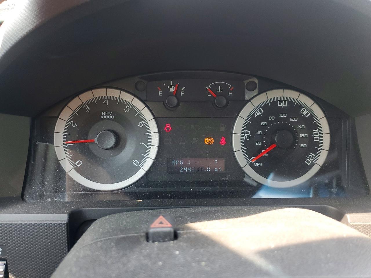 2009 FORD ESCAPE