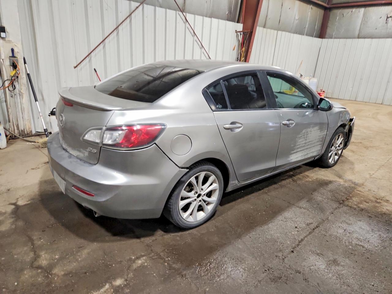 2010 MAZDA MAZDA3