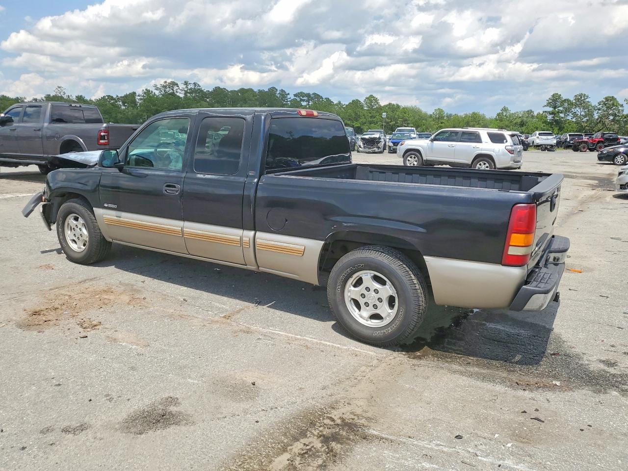 2002 CHEVROLET SILVERADO