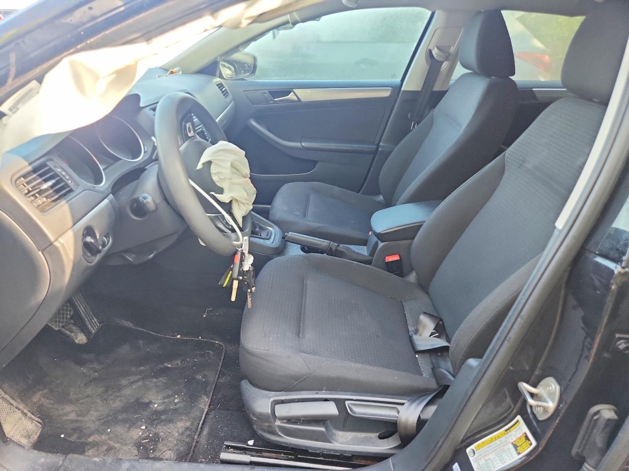 2016 VOLKSWAGEN JETTA