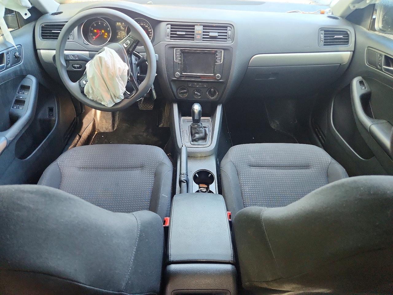 2016 VOLKSWAGEN JETTA