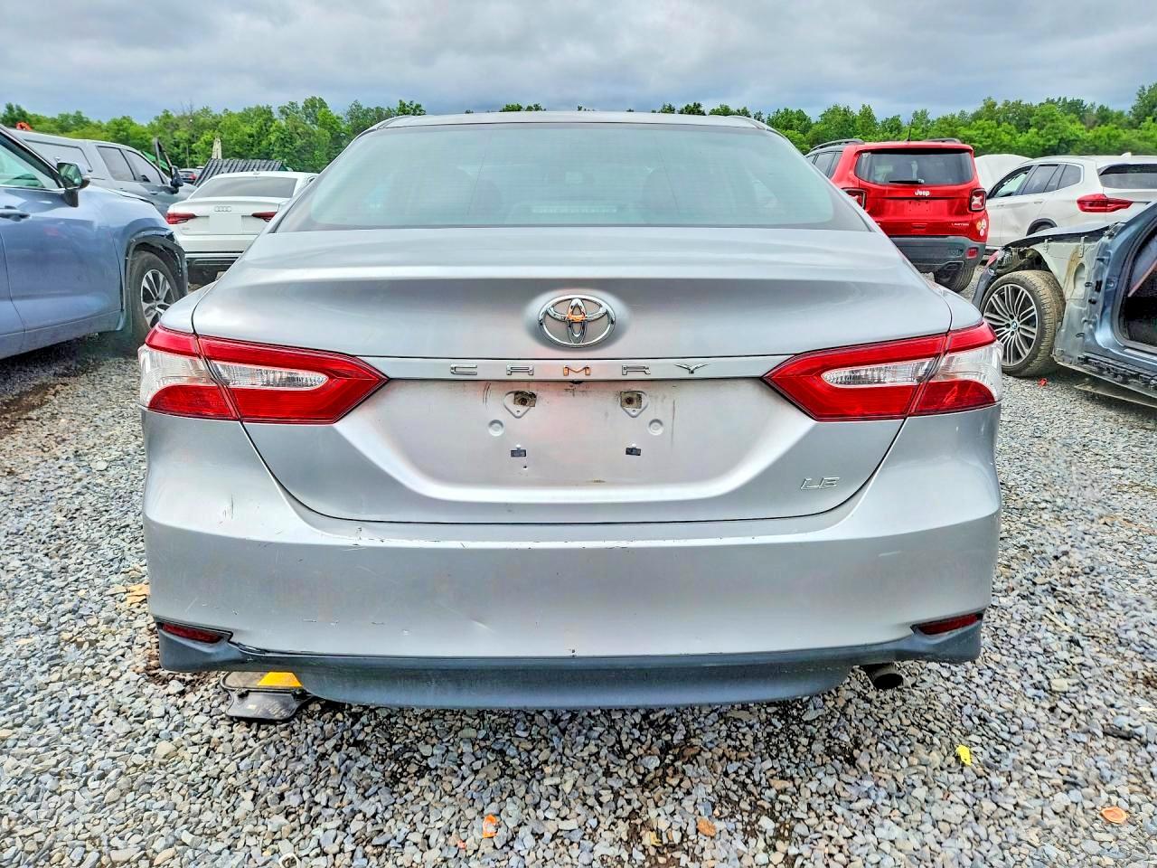 2018 TOYOTA CAMRY