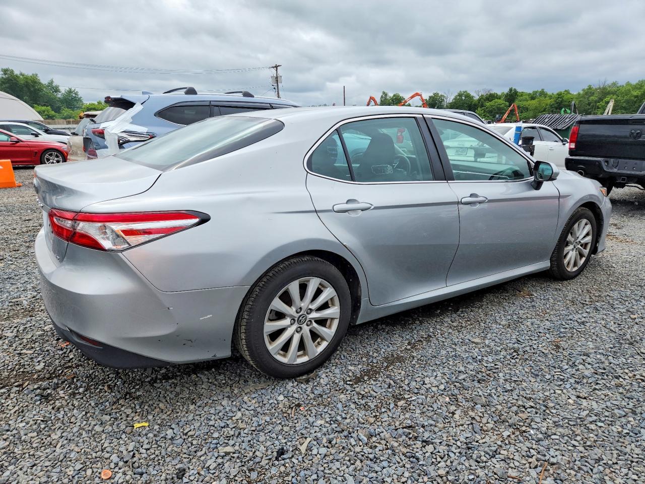 2018 TOYOTA CAMRY