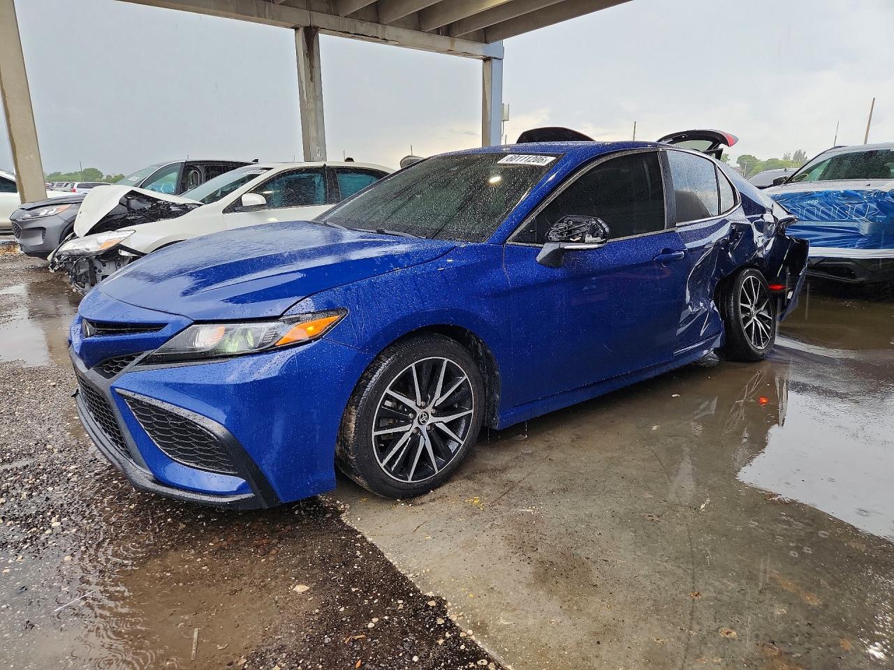2023 TOYOTA CAMRY