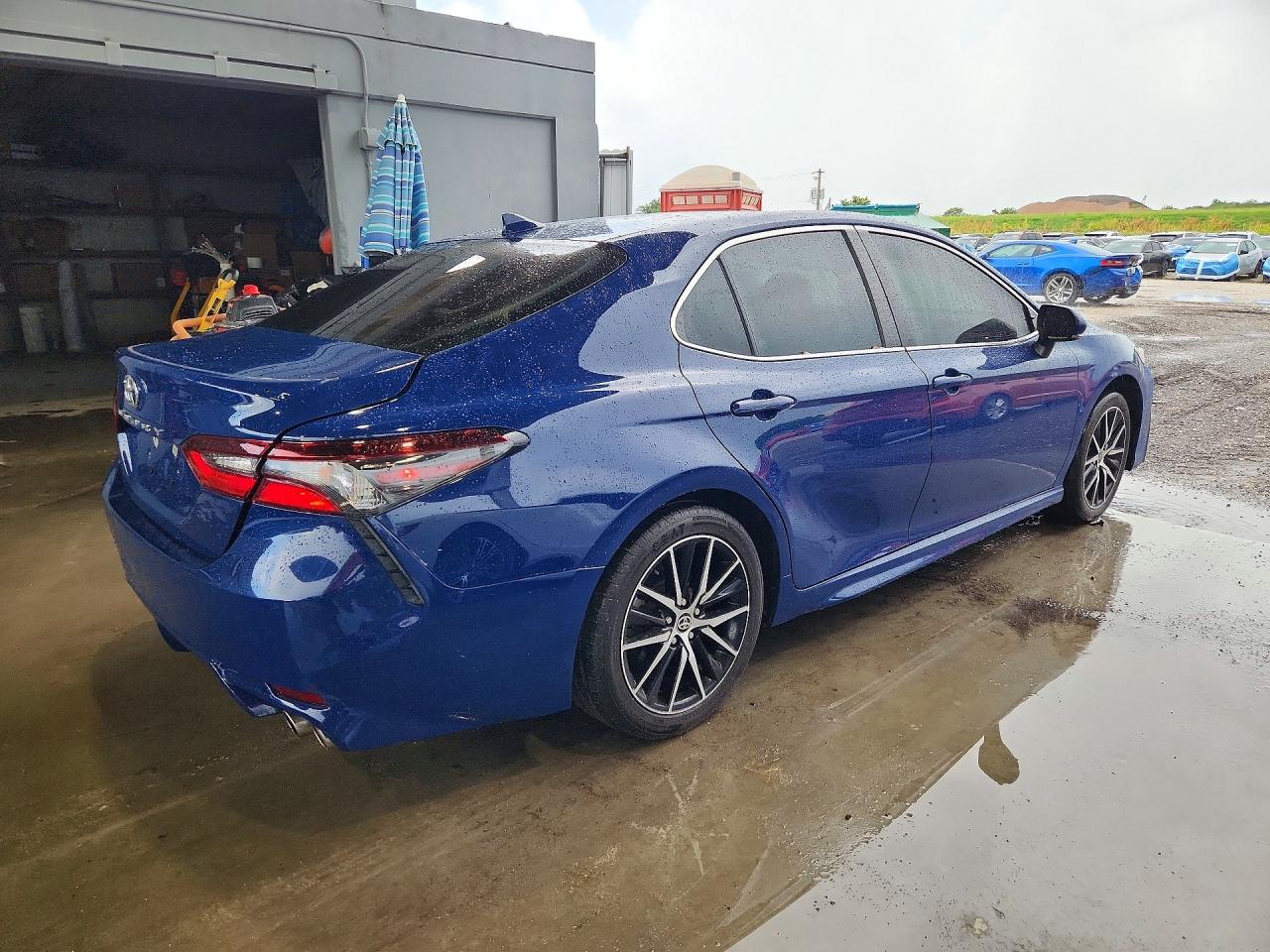 2023 TOYOTA CAMRY