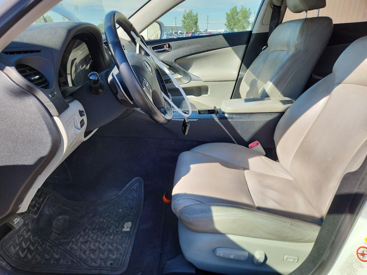 2008 LEXUS IS