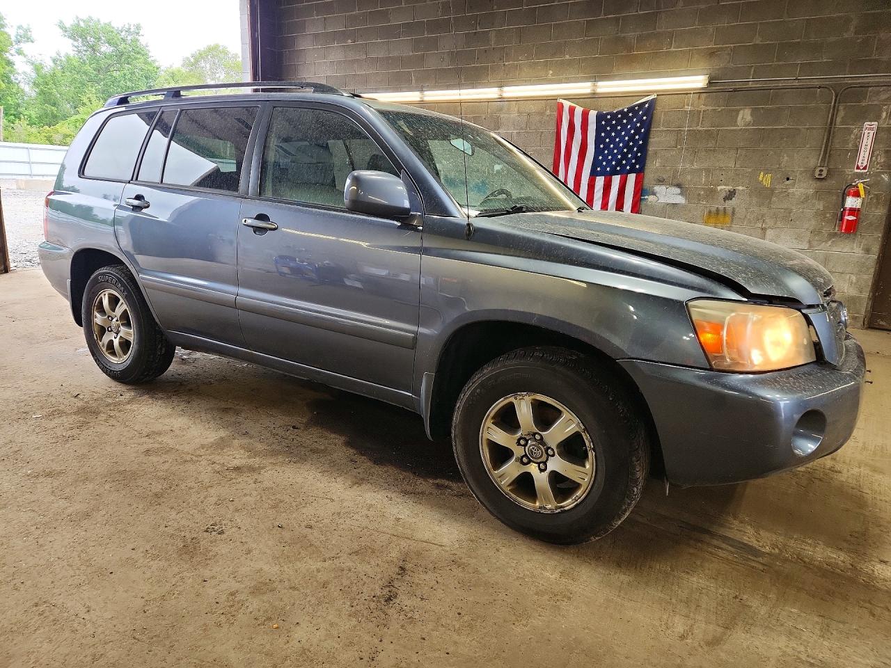 2006 TOYOTA HIGHLANDER