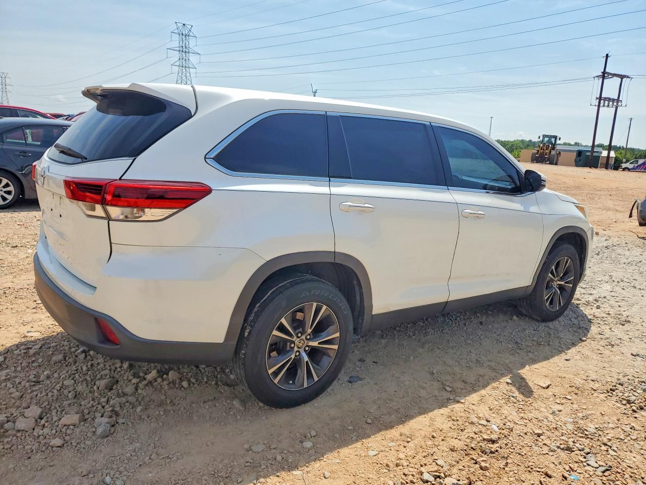 2019 TOYOTA HIGHLANDER