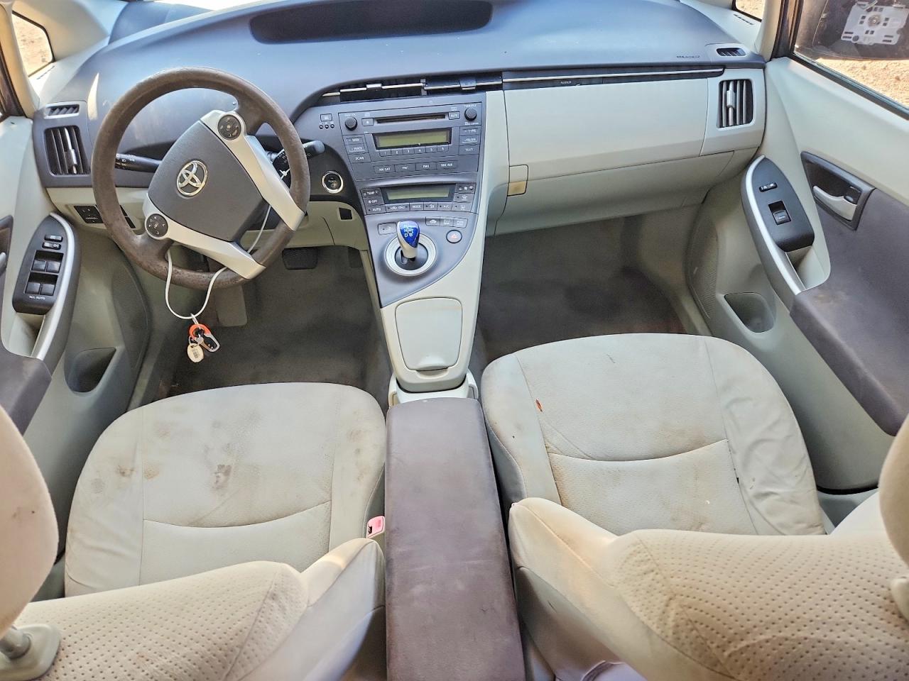 2010 TOYOTA PRIUS II