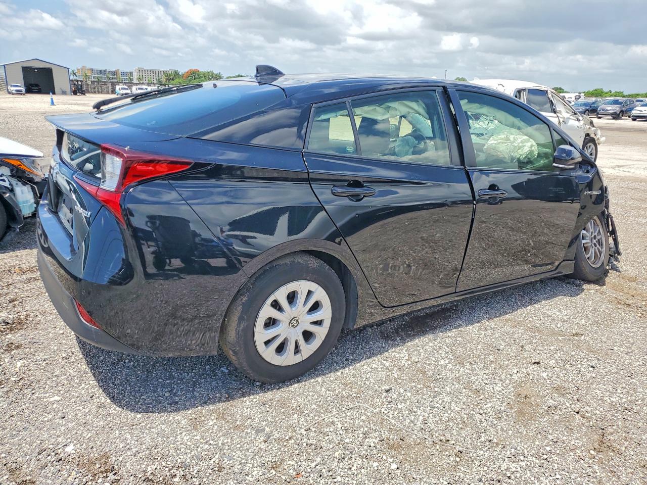 2022 TOYOTA PRIUS