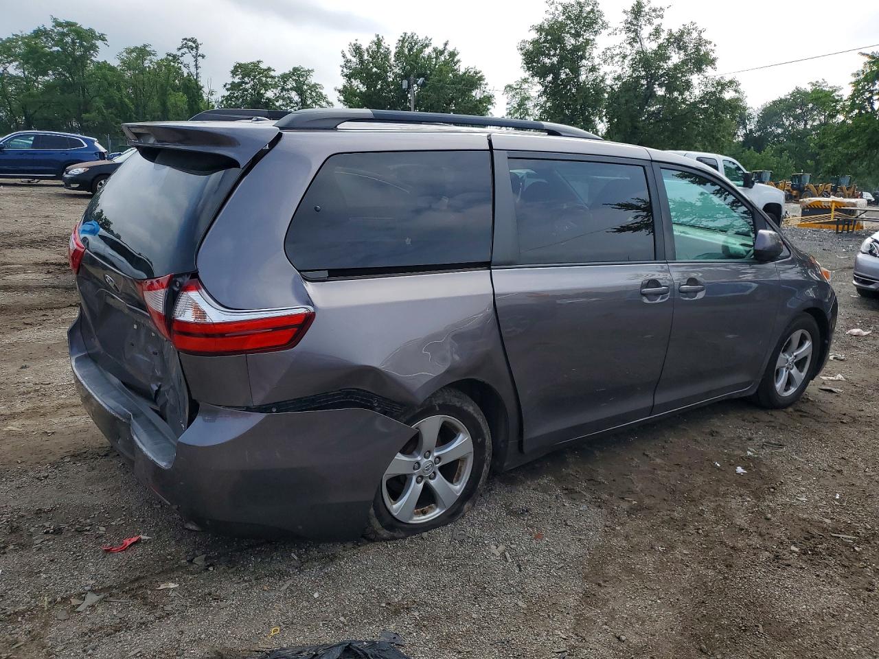 2015 TOYOTA SIENNA