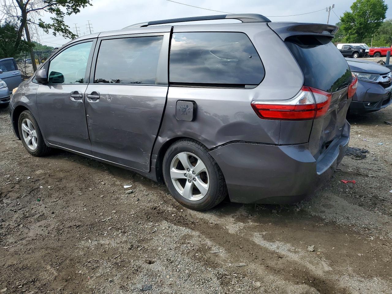 2015 TOYOTA SIENNA