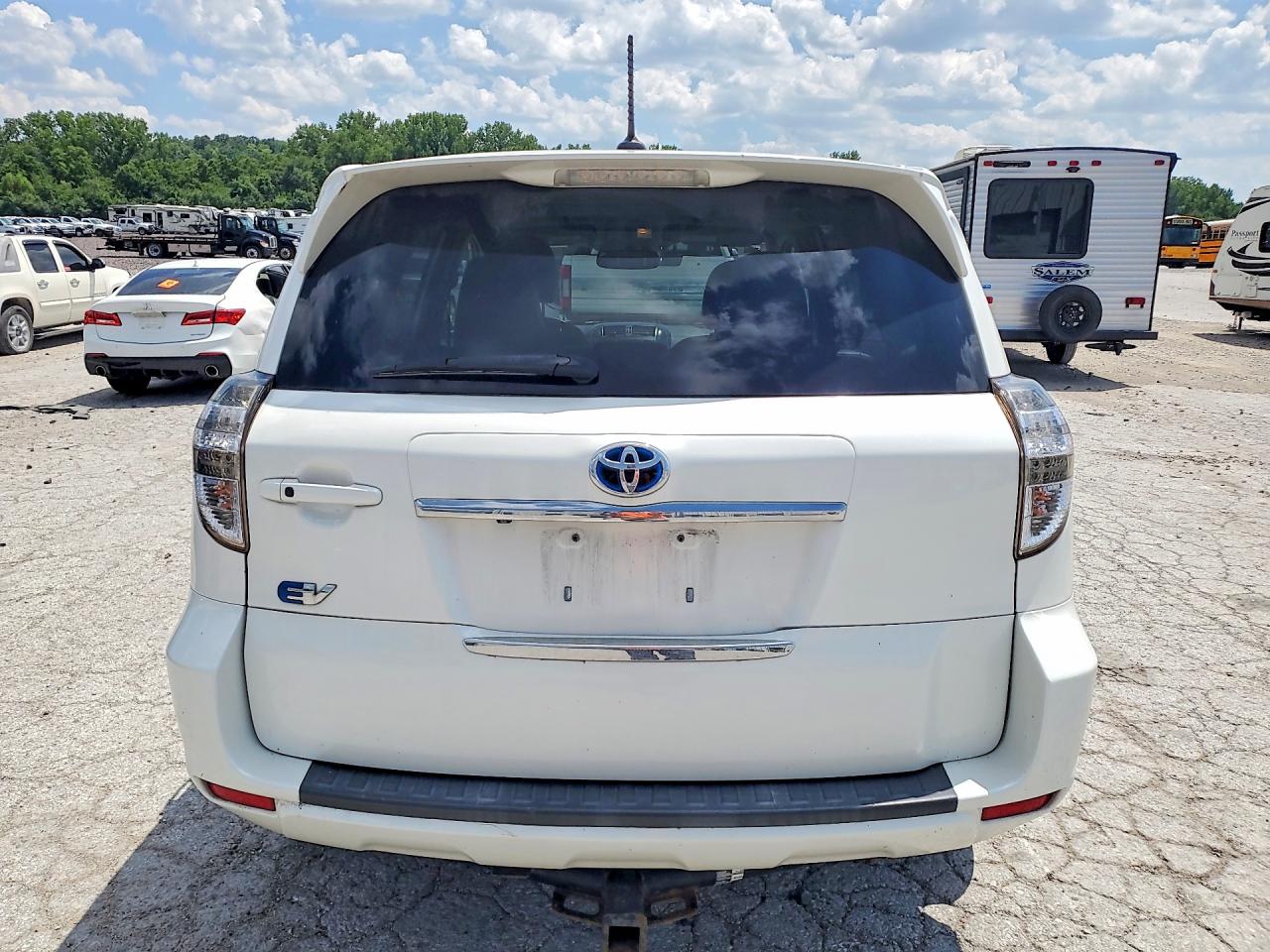 2013 TOYOTA RAV4
