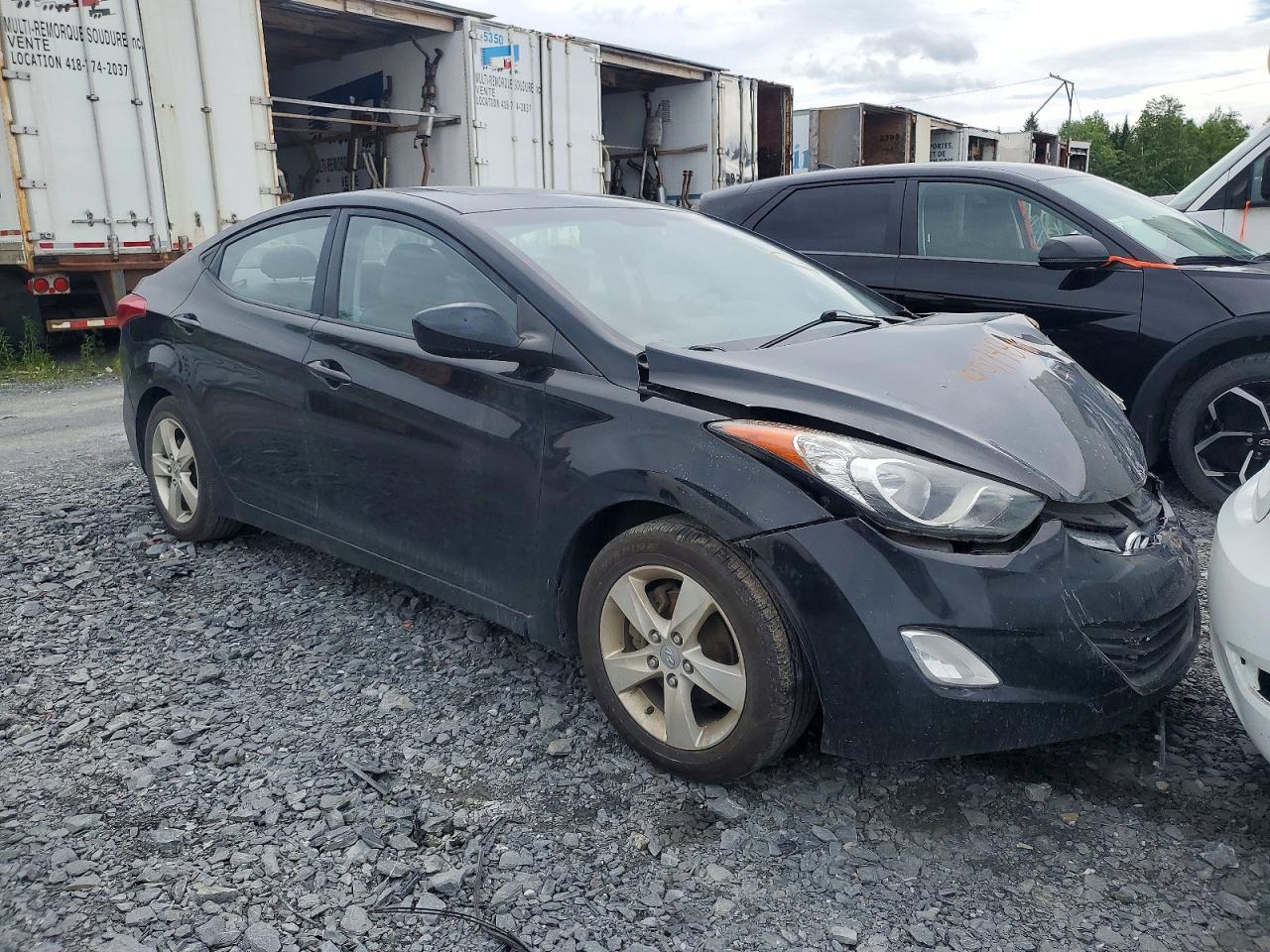 2011 HYUNDAI ELANTRA
