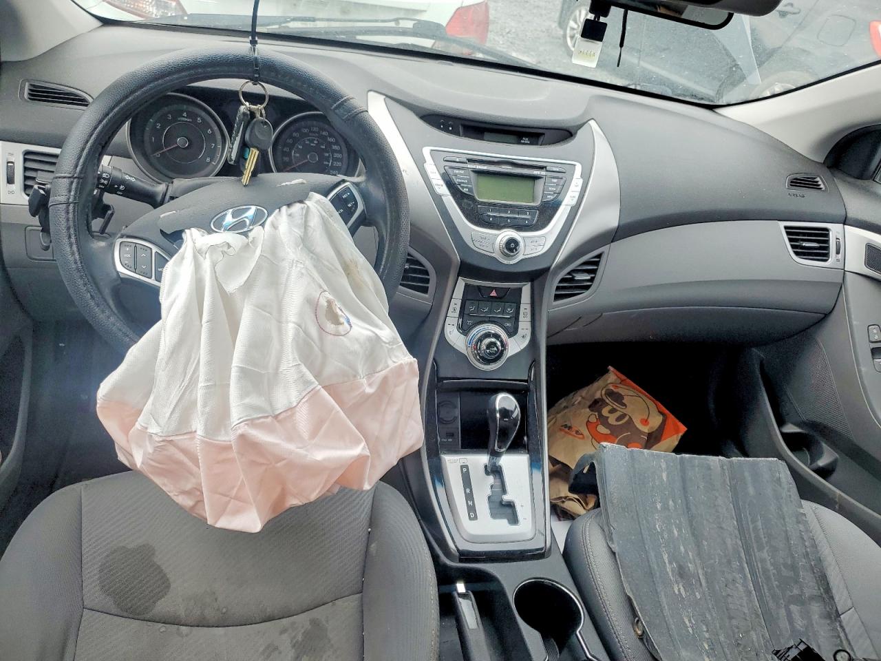 2011 HYUNDAI ELANTRA