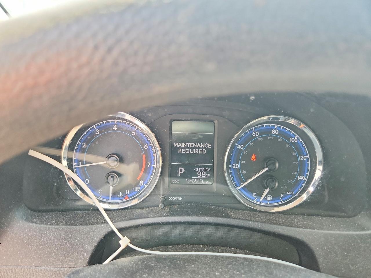 2018 TOYOTA COROLLA