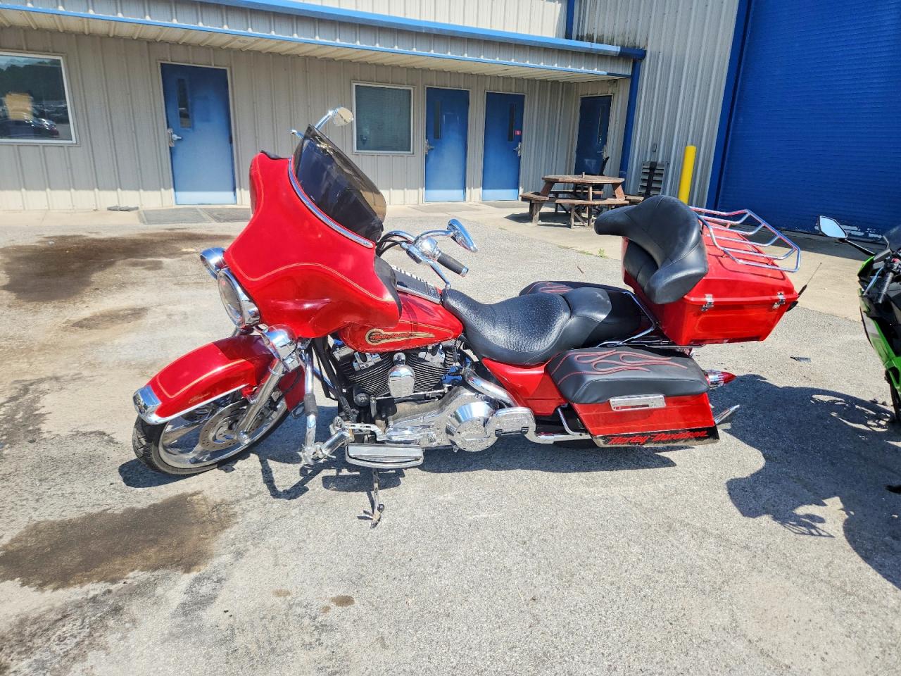 2004 HARLEY-DAVIDSON FL