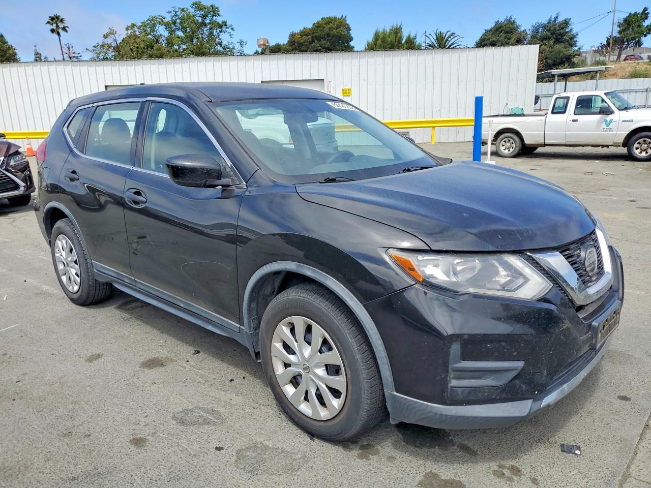 2018 NISSAN ROGUE