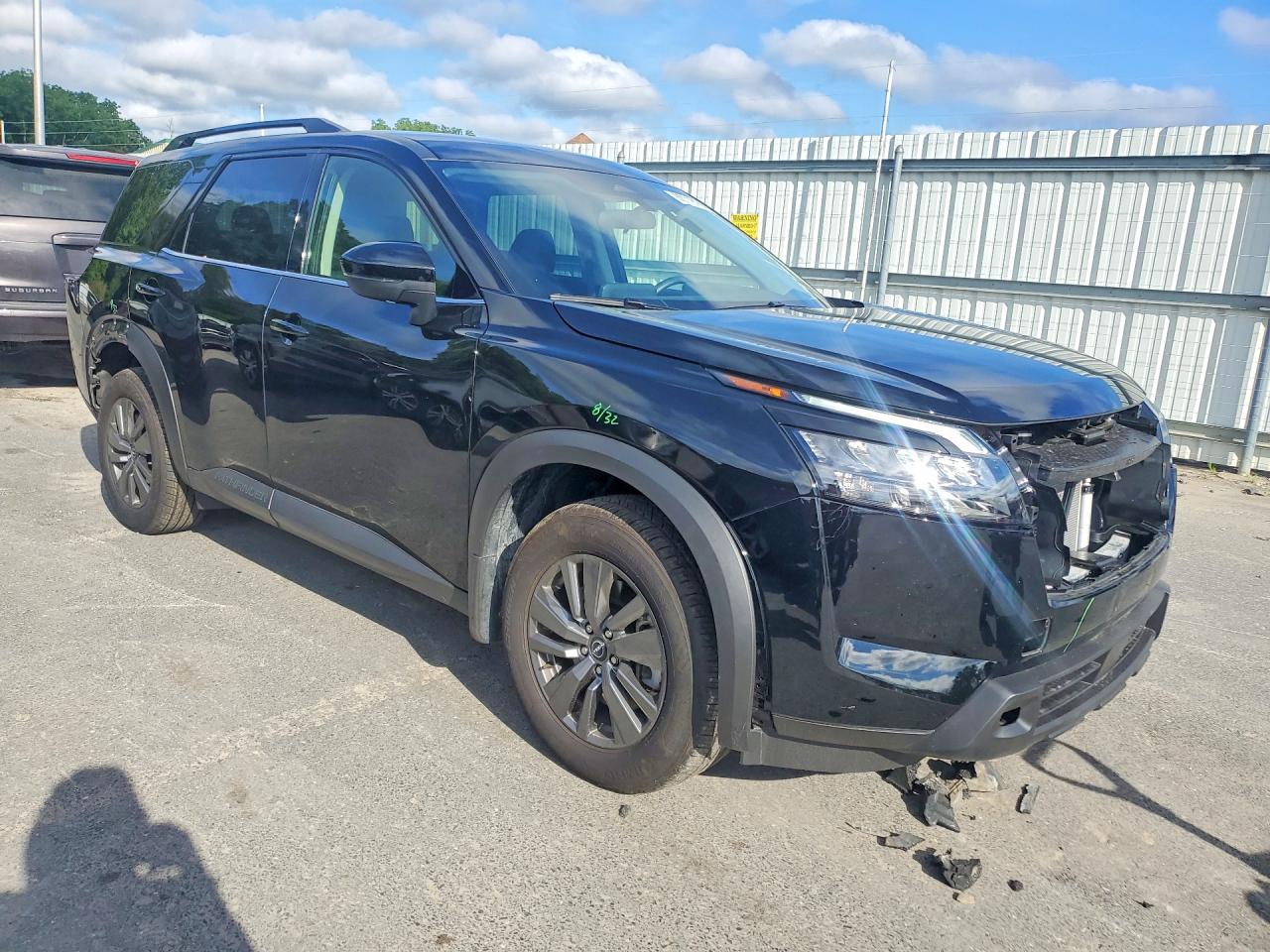 2025 NISSAN PATHFINDER