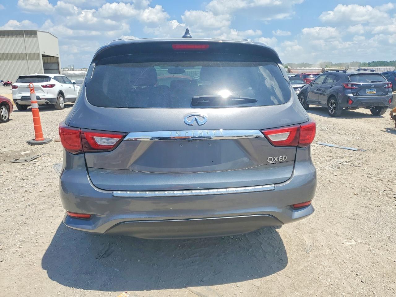 2017 INFINITI QX60