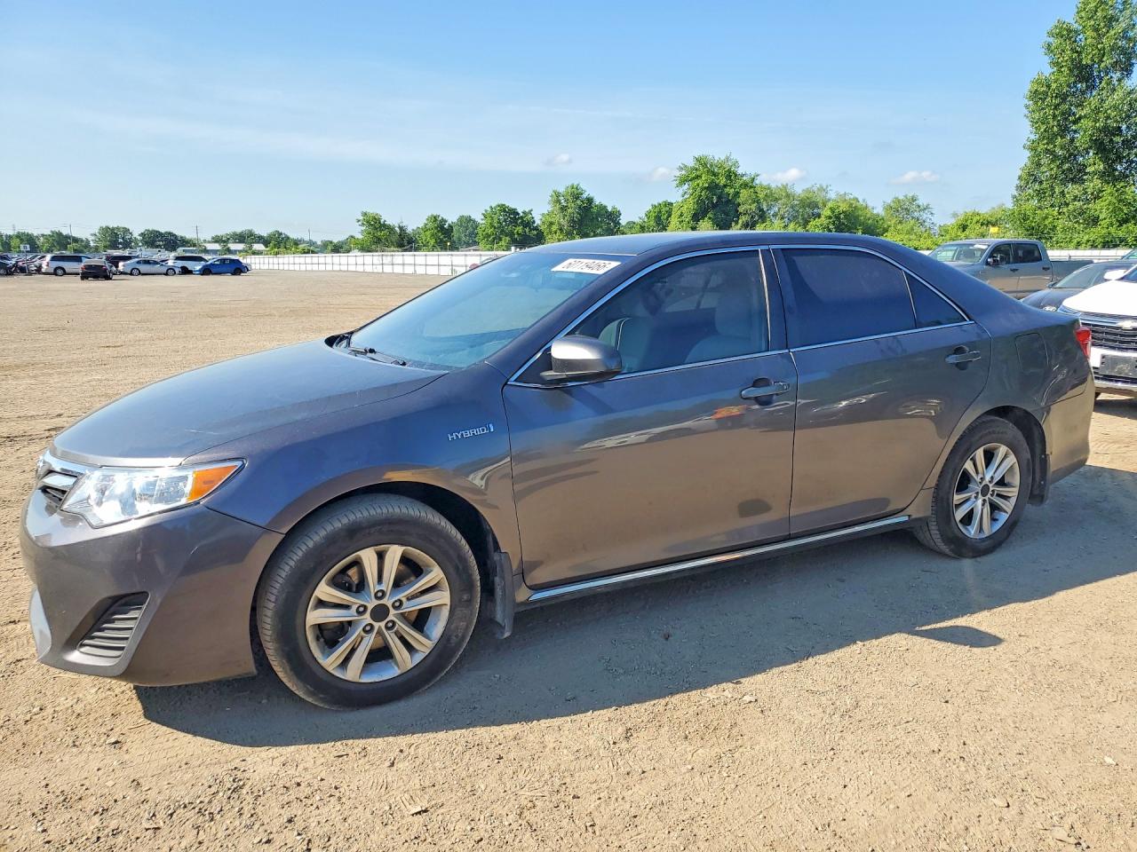2014 TOYOTA CAMRY SOLA