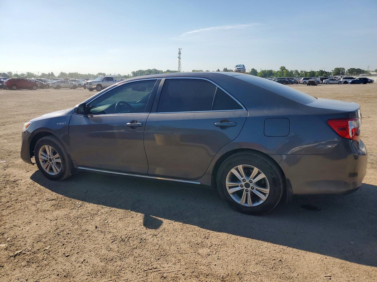 2014 TOYOTA CAMRY SOLA