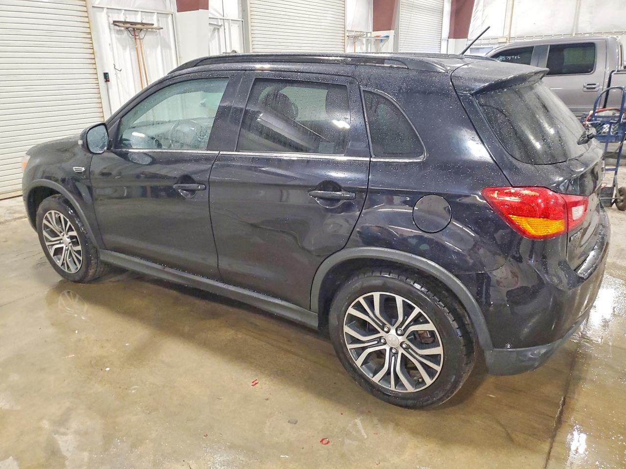 2016 MITSUBISHI OUTLANDER