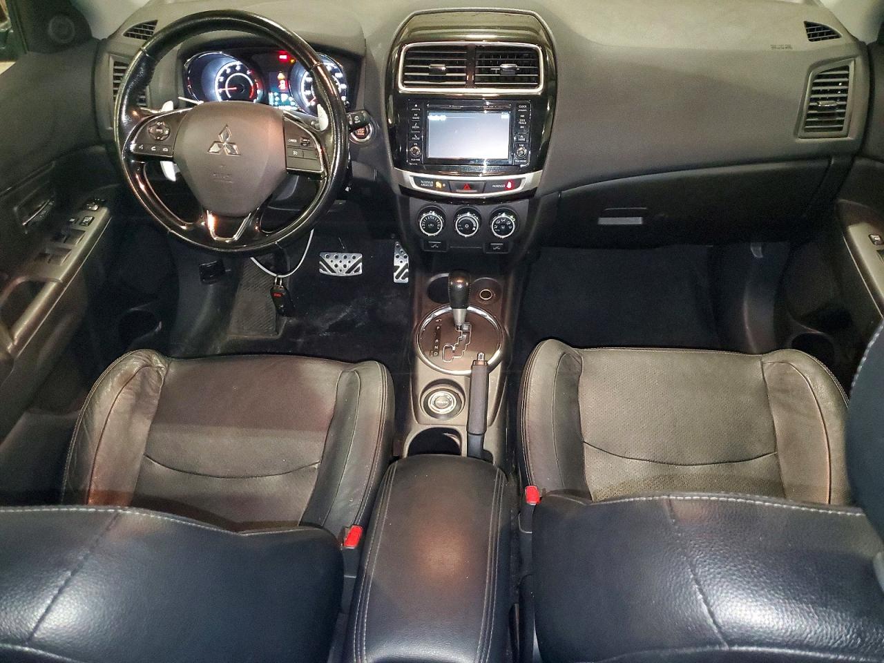 2016 MITSUBISHI OUTLANDER