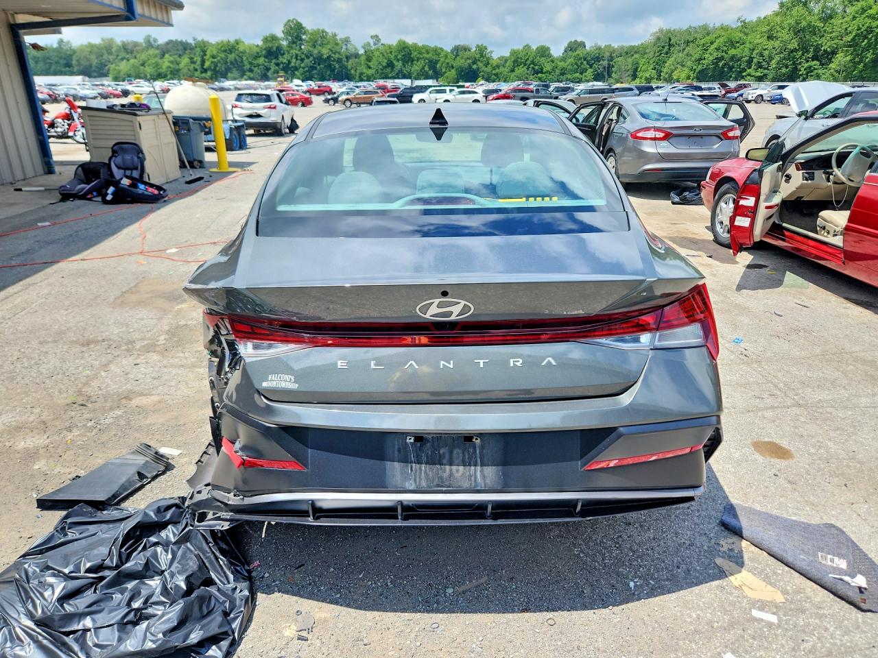 2024 HYUNDAI ELANTRA