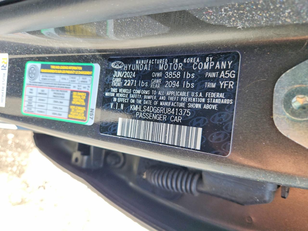 2024 HYUNDAI ELANTRA