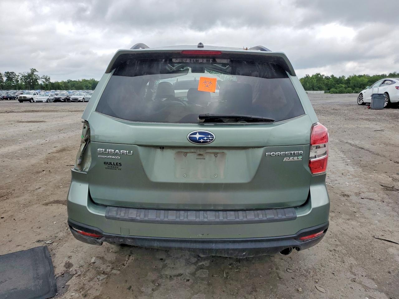 2015 SUBARU FORESTER