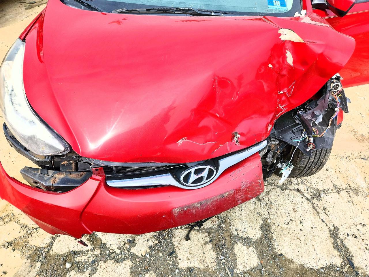 2015 HYUNDAI ELANTRA