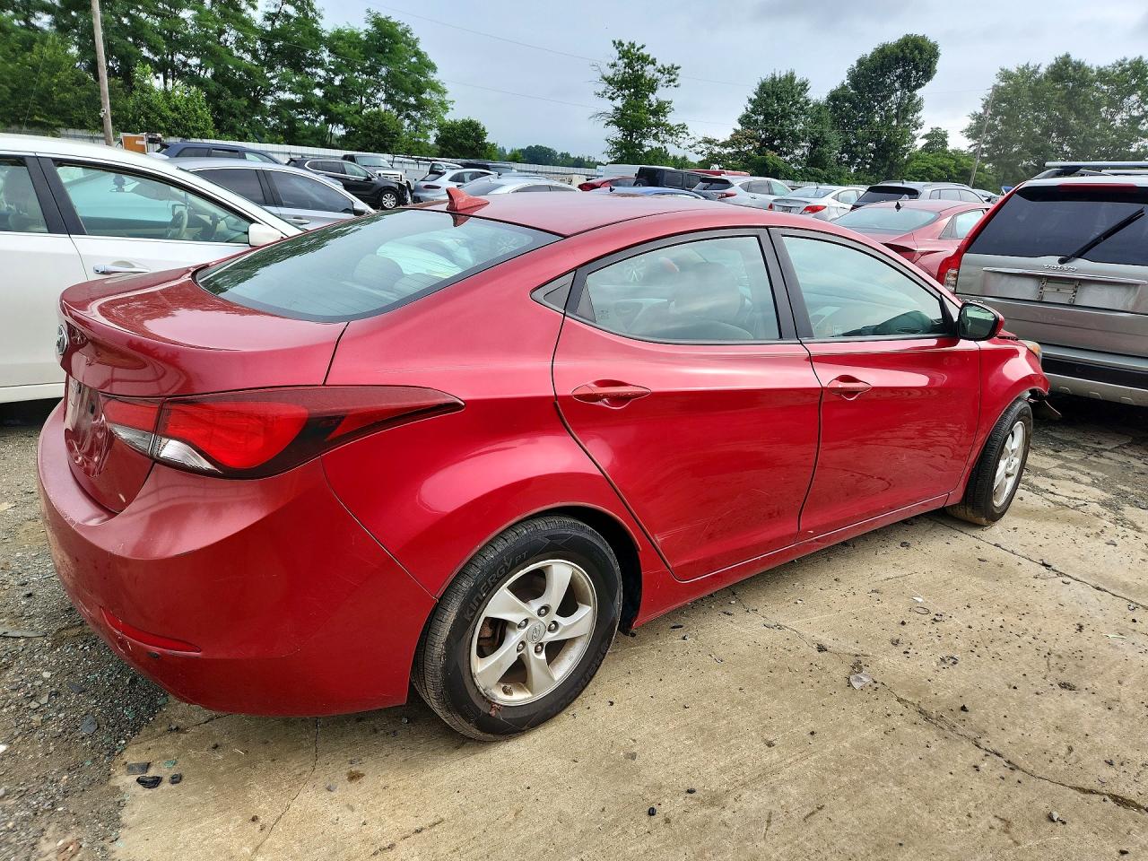 2015 HYUNDAI ELANTRA