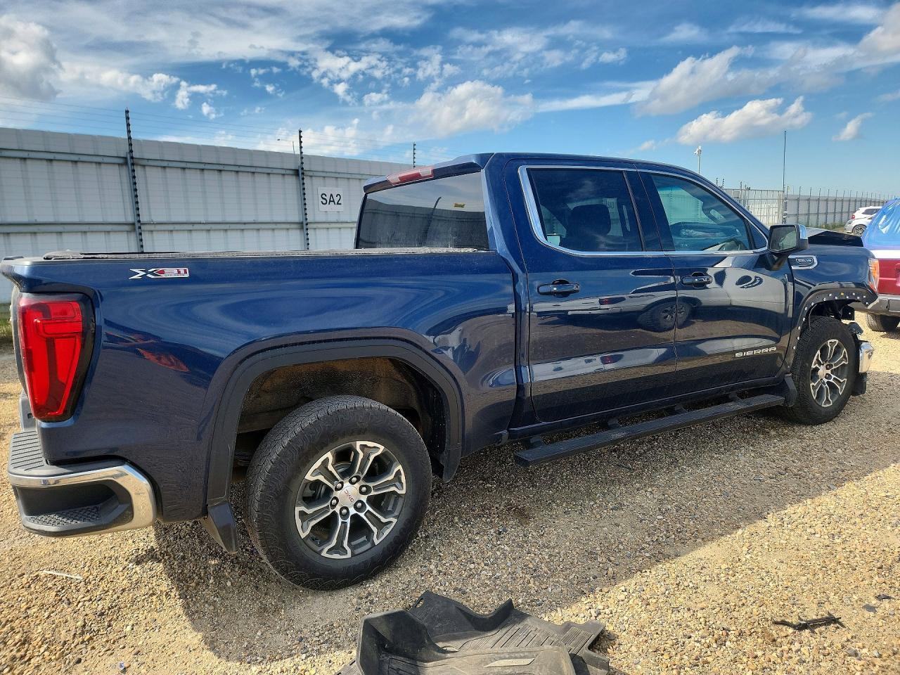 2022 GMC SIERRA