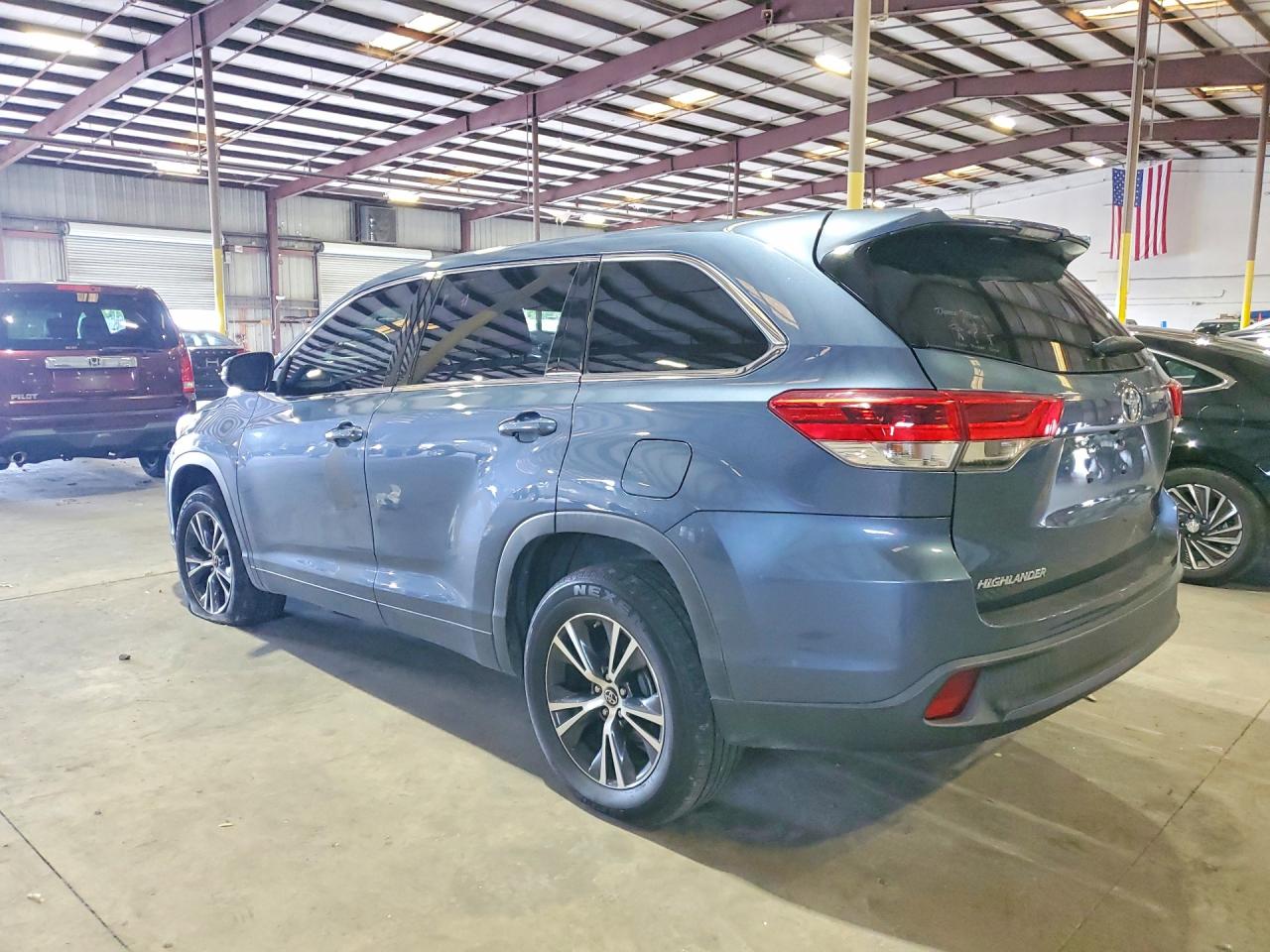2019 TOYOTA HIGHLANDER
