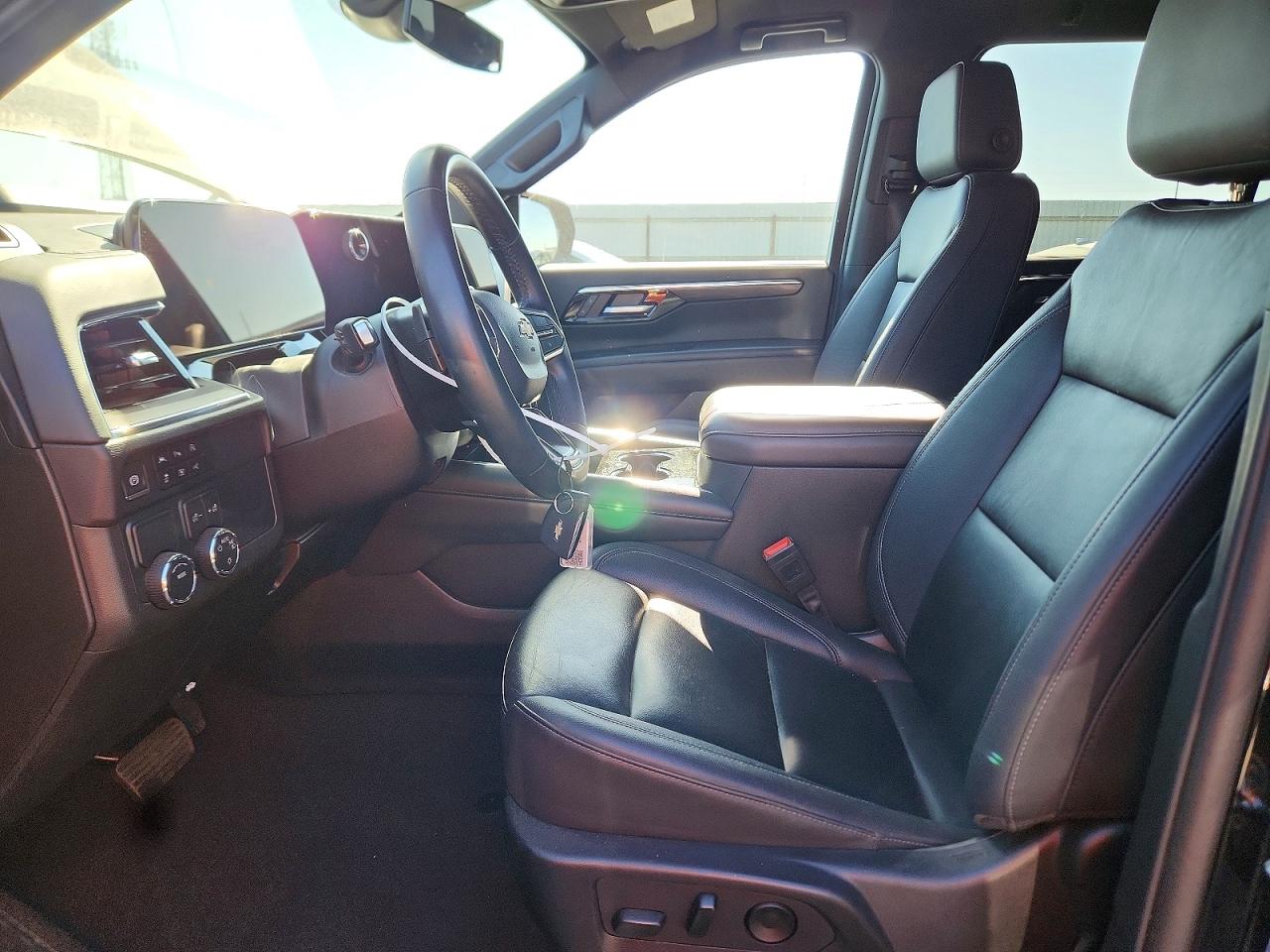 2025 CHEVROLET SUBURBAN