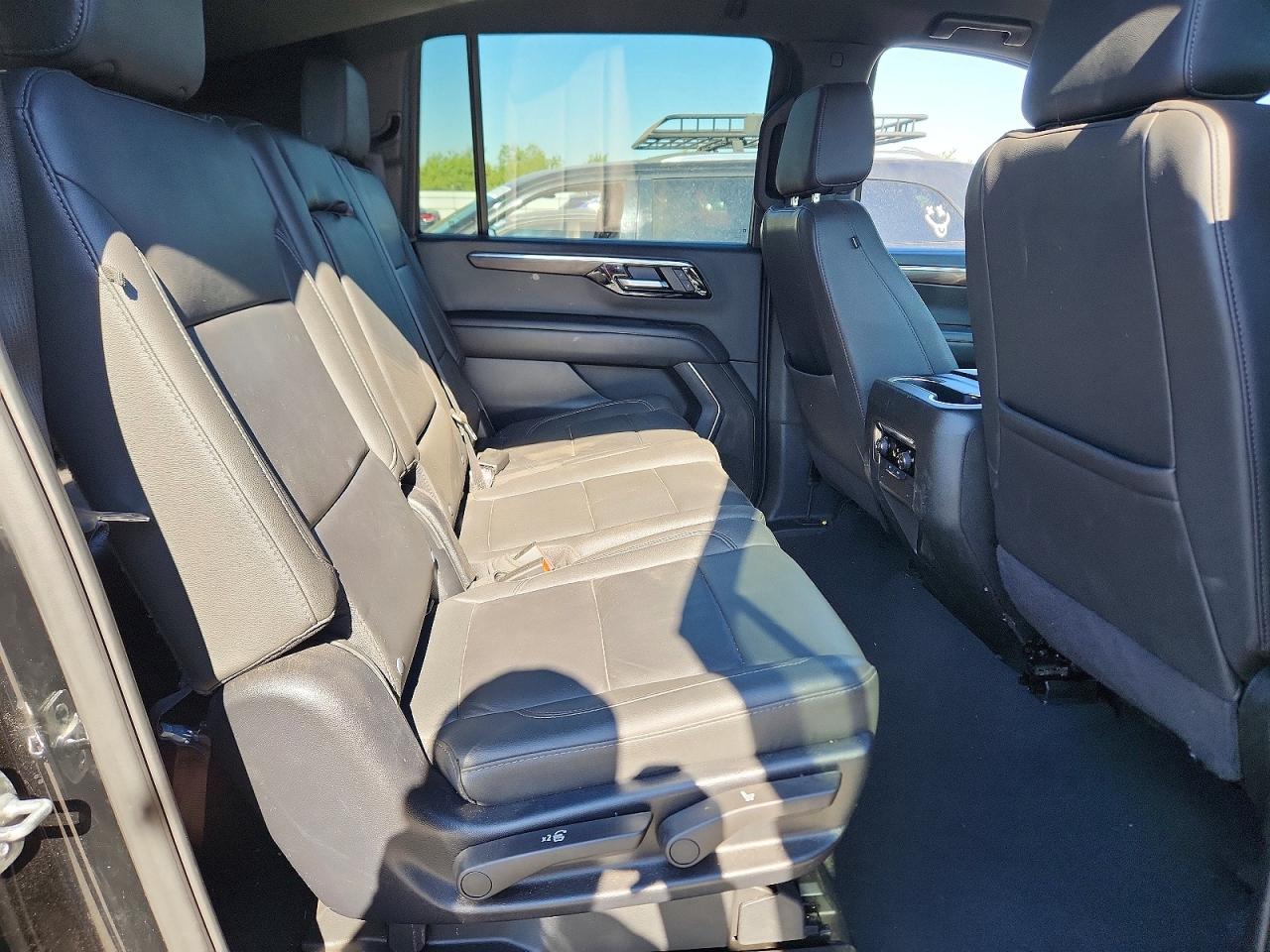 2025 CHEVROLET SUBURBAN