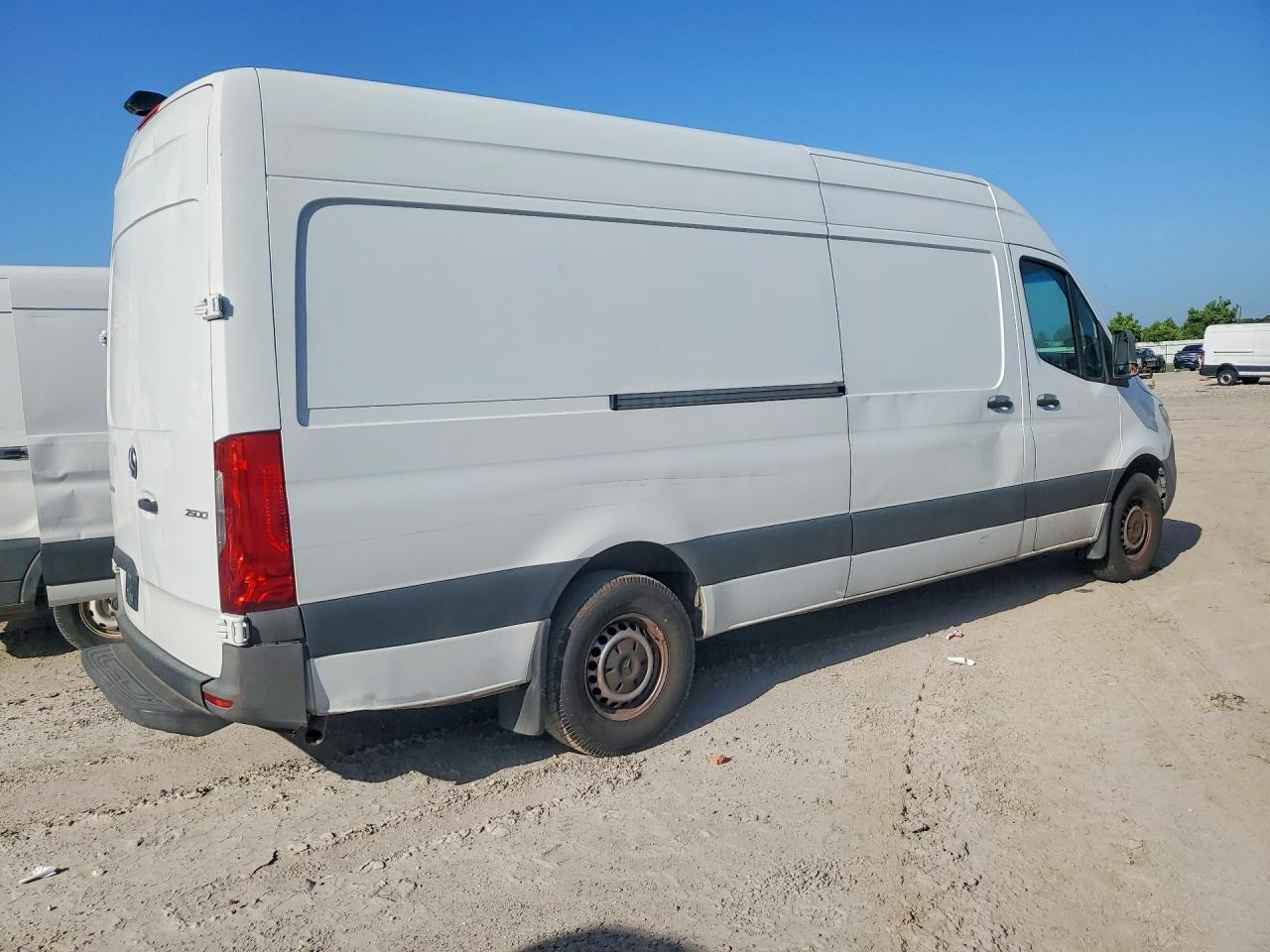 2021 MERCEDES-BENZ SPRINTER