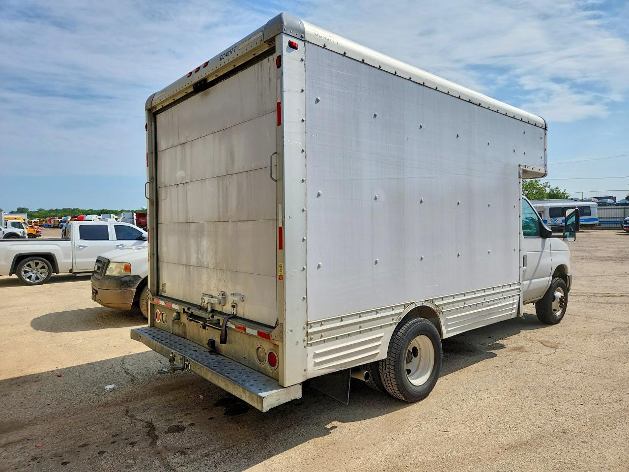 2008 FORD ECONOLINE
