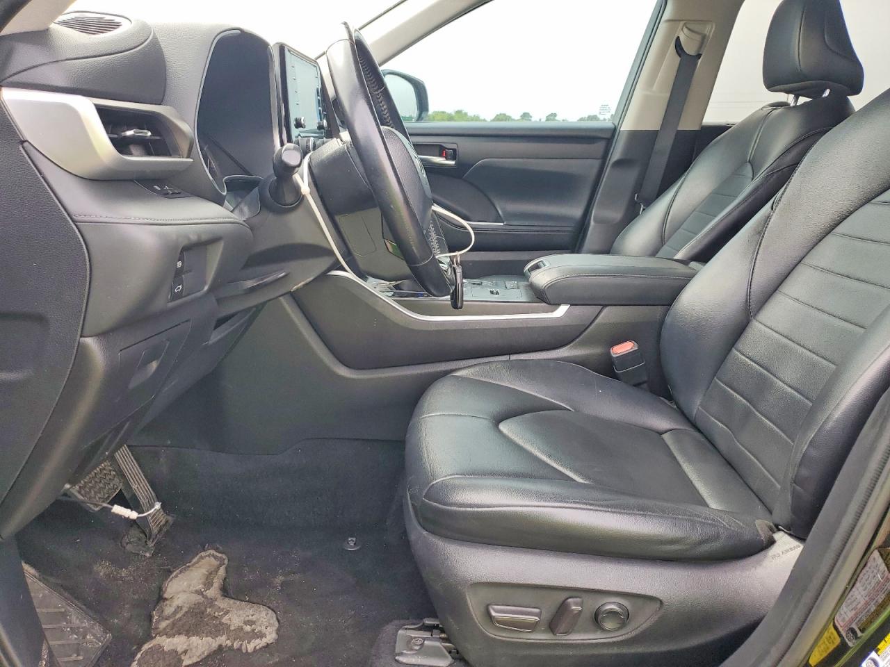 2021 TOYOTA HIGHLANDER