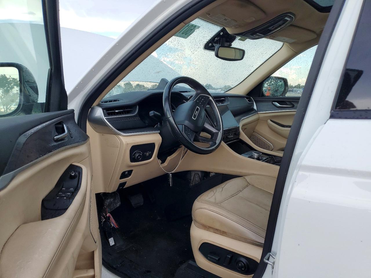 2022 JEEP CHEROKEE