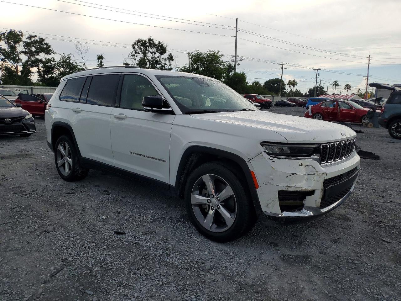 2022 JEEP CHEROKEE