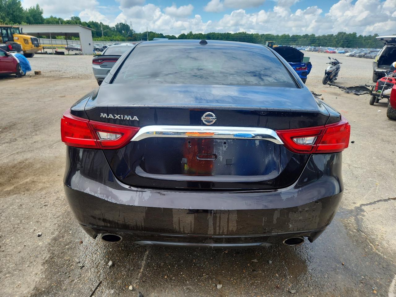2017 NISSAN MAXIMA