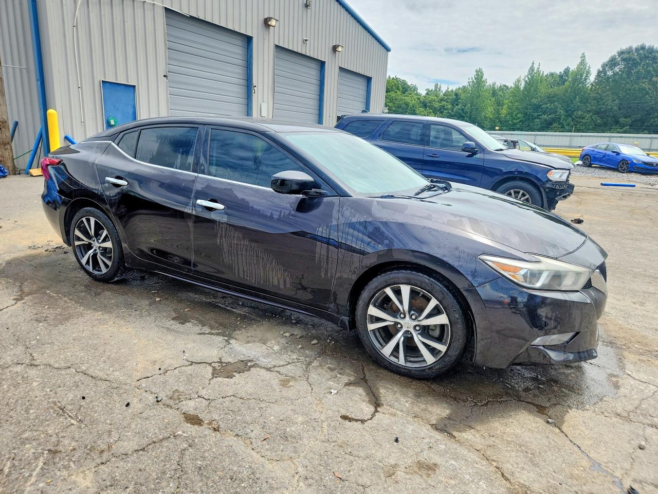 2017 NISSAN MAXIMA