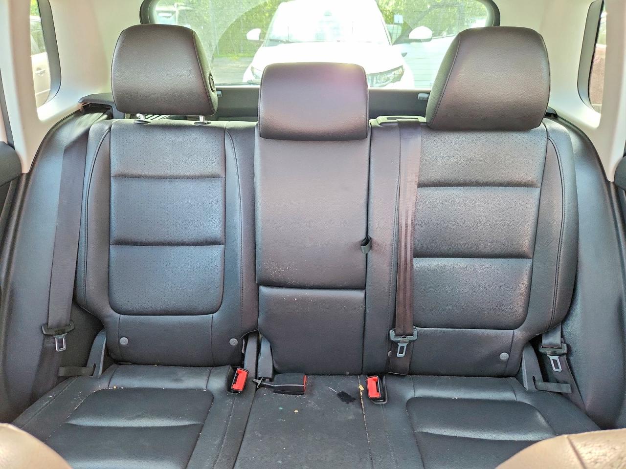 2012 VOLKSWAGEN TIGUAN